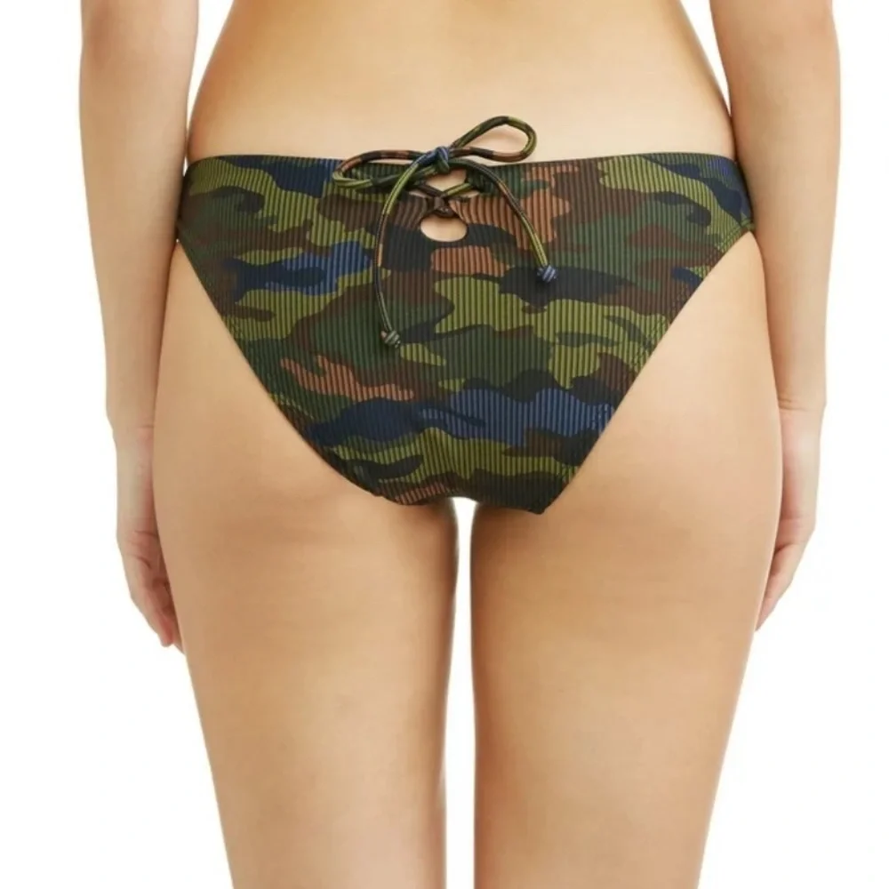 No Boundaries Juniors' V Swimsuit Bikini Bottom Camouflage Large